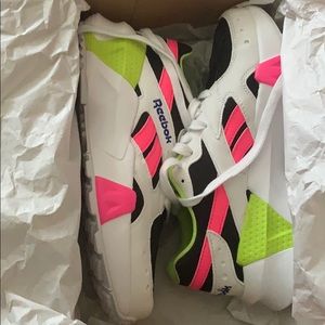 Women’s Reebok Tennisshoe Aztrek 93 brand new